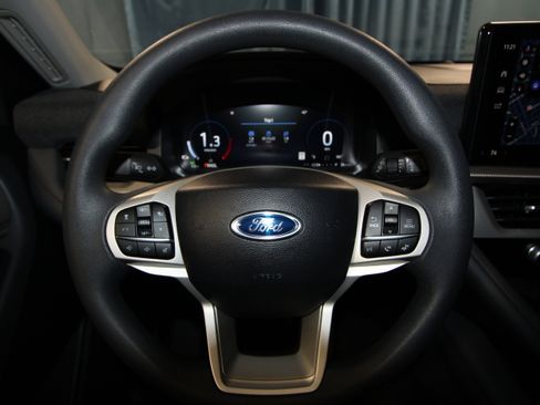 New 2026 Ford Explorer Active image 9