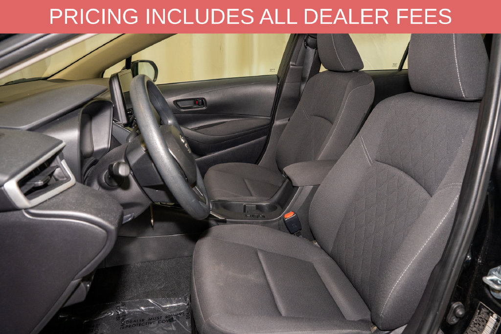 Used 2025 Toyota Corolla LE FWD image 10