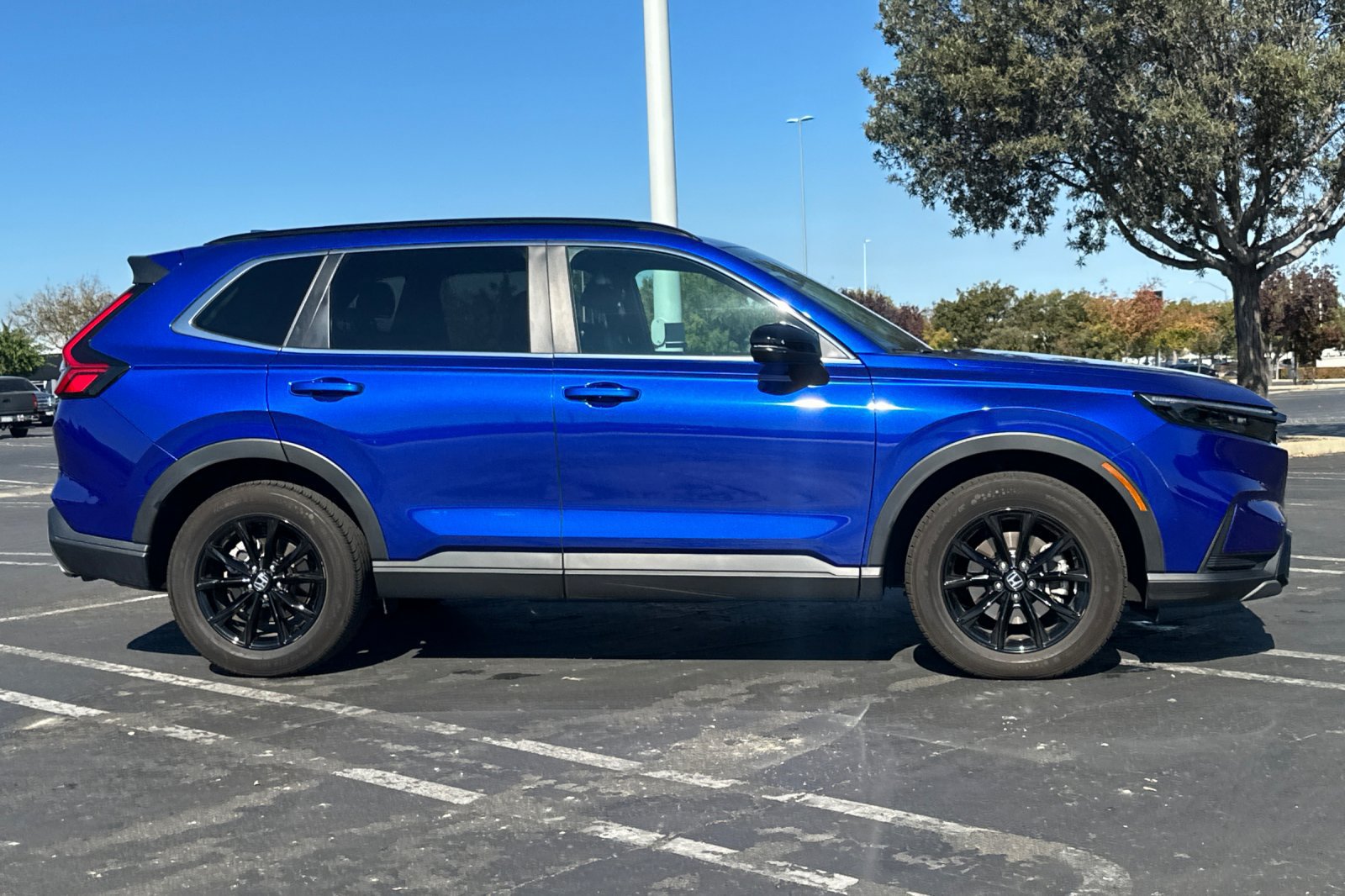Used 2024 Honda CR-V Sport image 3