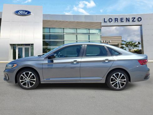 Used 2024 Volkswagen Jetta Sport FWD image 8