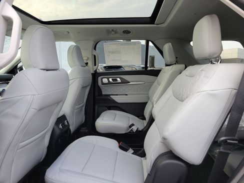 New 2026 Ford Explorer Platinum w/ LUX Leather Package image 13