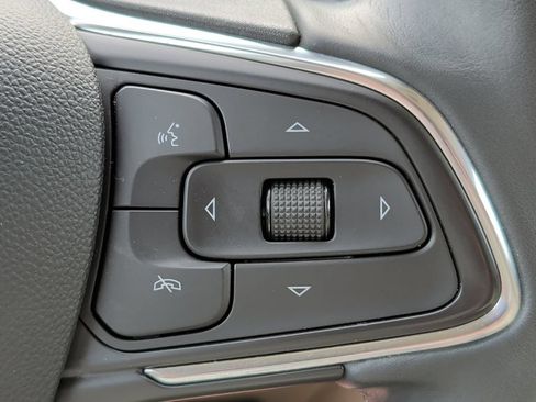 Used 2023 Buick Envision Avenir AWD/4WD image 13
