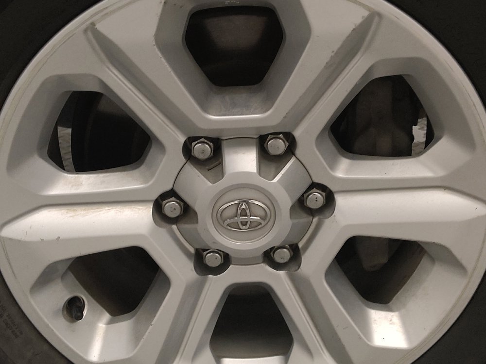 Used 2022 Toyota 4Runner SR5 RWD image 31