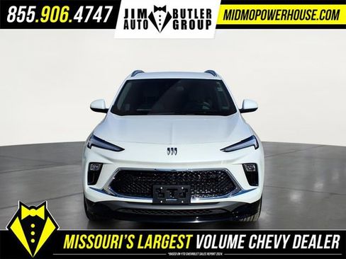 Used 2024 Buick Encore GX Sport Touring image 11