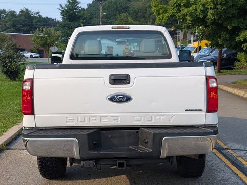 Used 2016 Ford F250 XL w/ XL Appearance Package AWD/4WD image 6