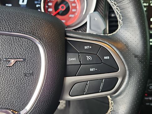 Used 2022 Dodge Charger SRT Hellcat w/ Carbon/Suede Interior Package image 17