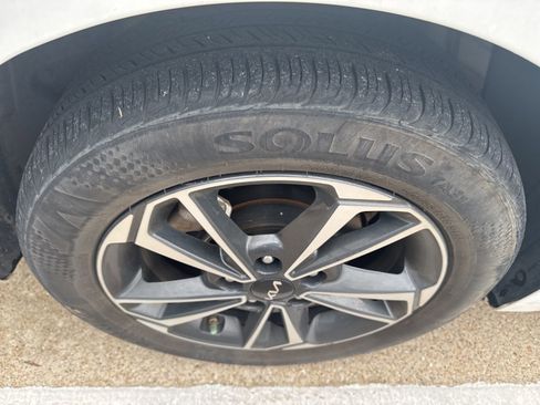 Used 2023 Kia Forte LXS image 5