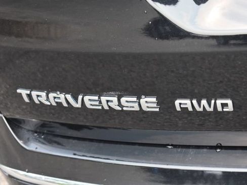 Used 2022 Chevrolet Traverse High Country AWD/4WD image 19