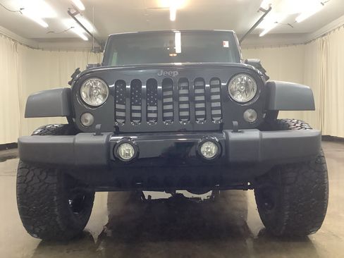 Used 2017 Jeep Wrangler Sport image 10