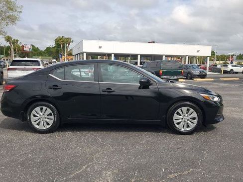Certified 2023 Nissan Sentra S FWD image 3