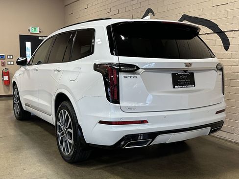 Used 2024 Cadillac XT6 Sport image 7