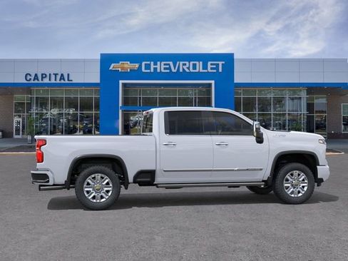 New 2026 Chevrolet Silverado 2500 High Country w/ High Country Premium Package AWD/4WD image 5