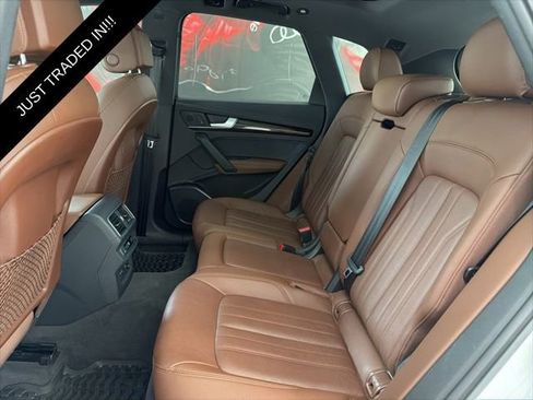 Used 2019 Audi Q5 2.0T Premium Plus w/ Premium Plus Package AWD/4WD image 12