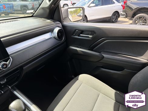 Used 2023 Chevrolet Colorado LT w/ LT Convenience Package RWD image 24