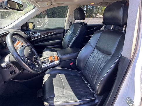 Used 2017 INFINITI QX60 FWD w/ Deluxe Technology Package image 15