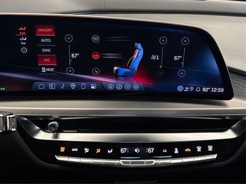 New 2026 Cadillac Lyriq V image 26