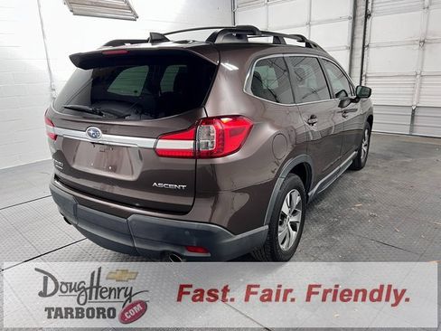 Used 2019 Subaru Ascent Premium image 8