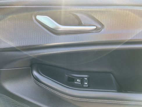 Used 2024 Jeep Grand Cherokee Altitude RWD image 37