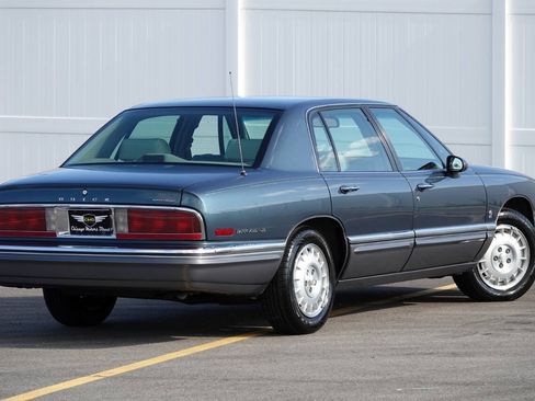 Used 1993 Buick Park Avenue Ultra FWD image 29
