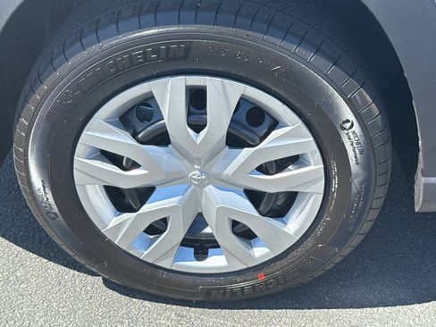 Certified 2026 Toyota Corolla Cross L image 5