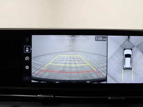 Used 2024 Hyundai Kona Limited FWD image 5