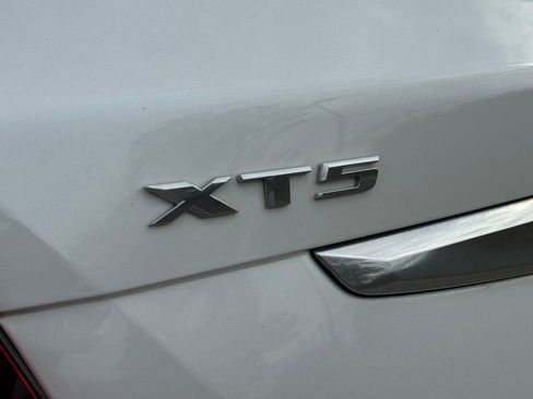 Certified 2024 Cadillac XT5 Premium Luxury w/ Technology Package AWD/4WD image 15