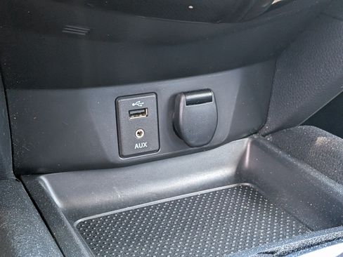 Used 2018 Nissan Rogue Sport S AWD/4WD image 28