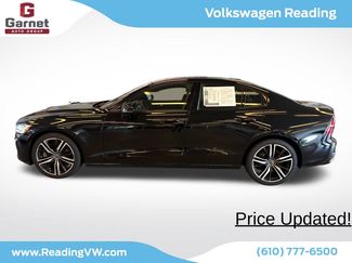 Used 2019 Volvo S60 T6 R-Design AWD/4WD video 2