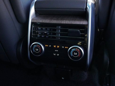 Used 2025 Land Rover Range Rover SE AWD/4WD image 54