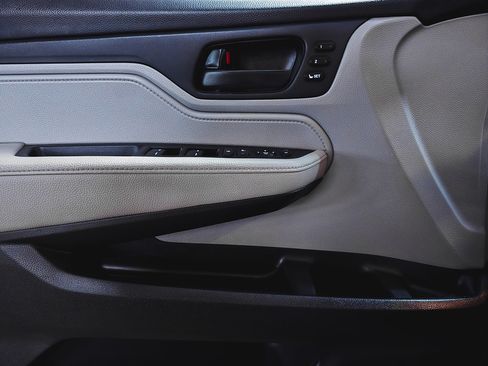 Used 2020 Honda Odyssey EX-L image 15