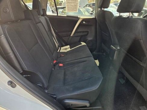 Used 2015 Toyota RAV4 XLE FWD image 11
