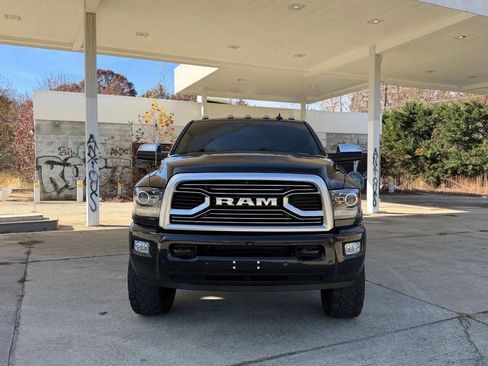 Used 2018 RAM 3500 Laramie Longhorn image 2