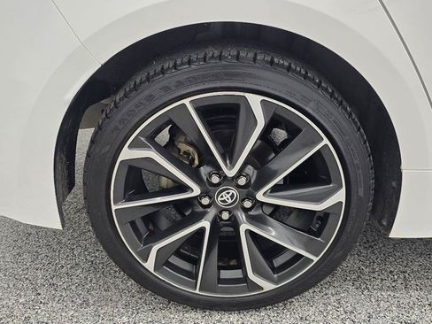 Used 2021 Toyota Corolla SE FWD image 30