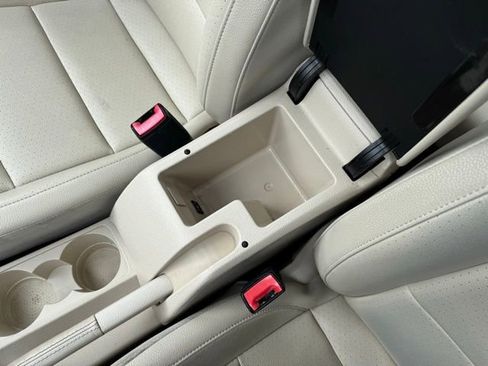 Used 2011 Volkswagen Jetta TDI image 17