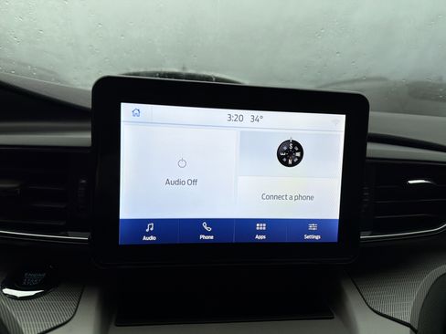 Used 2023 Ford Explorer XLT w/ Equipment Group 202A image 17