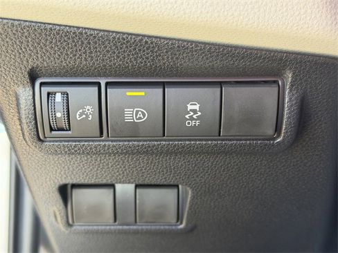 New 2026 Toyota Corolla Cross L image 15