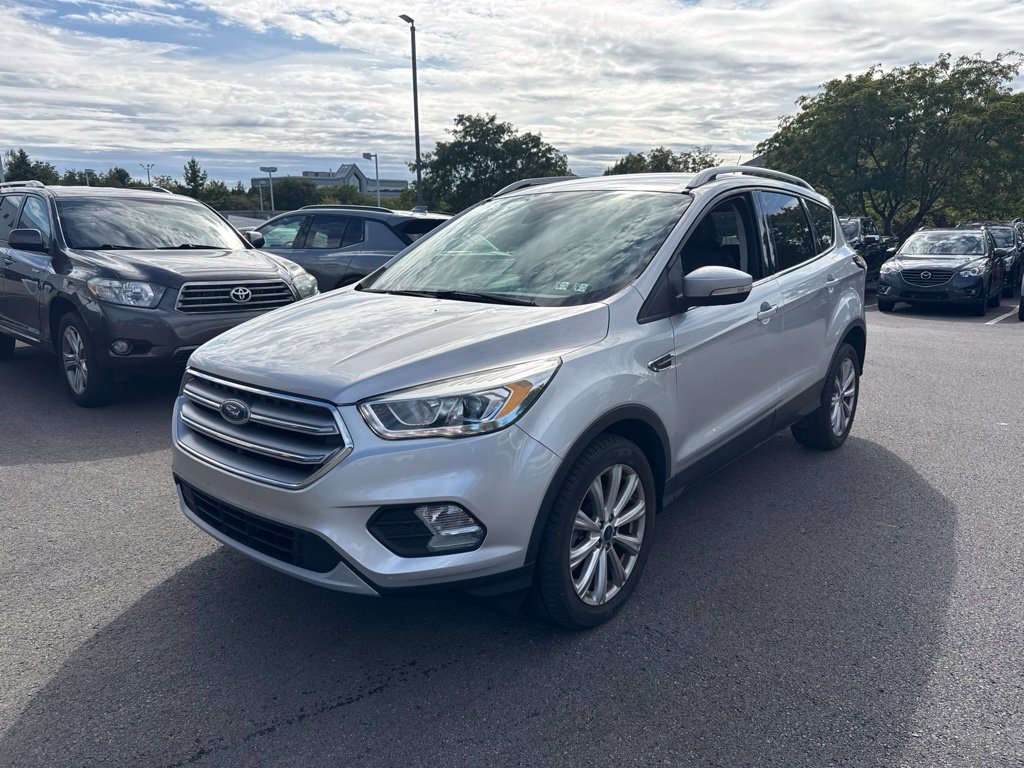 Used 2017 Ford Escape Titanium AWD/4WD image 3