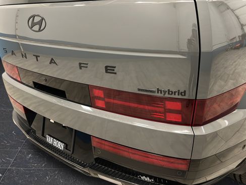 Used 2025 Hyundai Santa Fe Calligraphy AWD/4WD image 40
