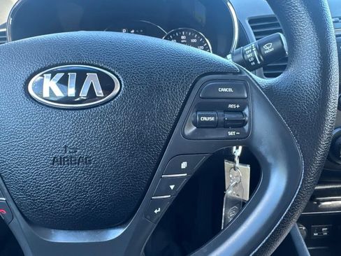 Used 2017 Kia Forte LX w/ LX Popular Package FWD image 27