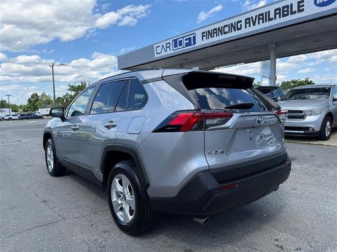 Used 2021 Toyota RAV4 LE AWD/4WD image 8