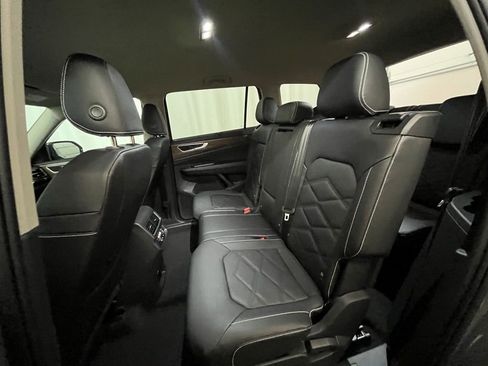 New 2026 Volkswagen Atlas SE image 22