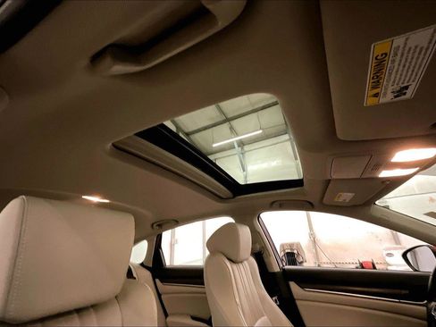 Used 2018 Honda Accord EX-L image 21