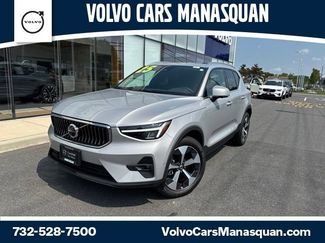 Certified 2025 Volvo XC40 B5 Plus AWD/4WD video 1