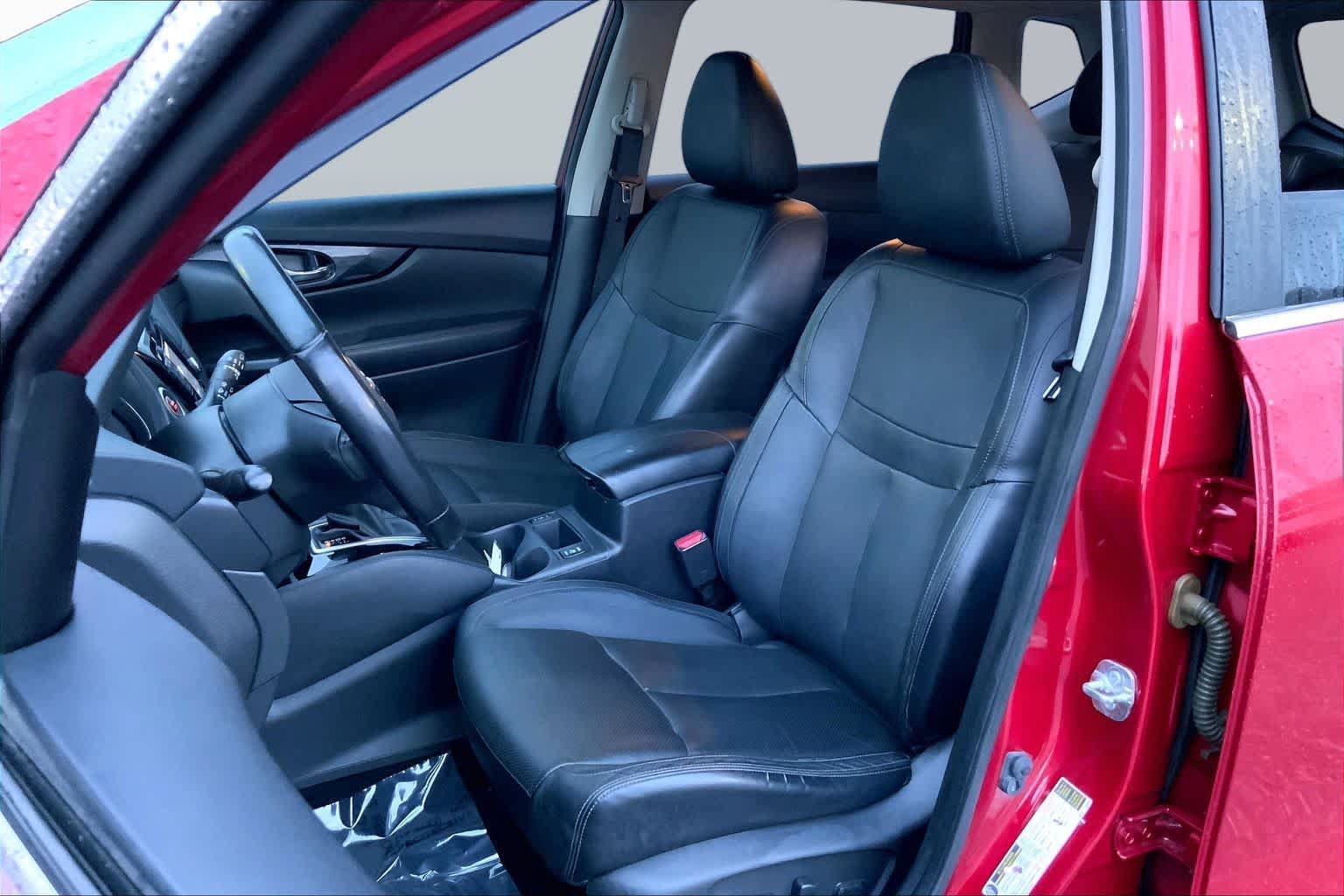 Used 2017 Nissan Rogue SL w/ SL Premium Package FWD image 7