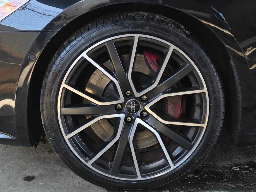Used 2020 Audi S7 Prestige w/ Prestige Package AWD/4WD image 32