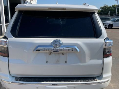 Used 2015 Toyota 4Runner Limited AWD/4WD image 7
