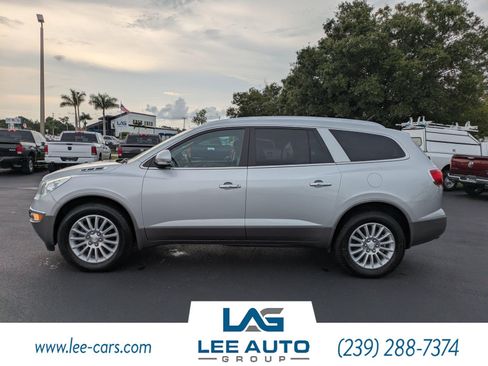 Used 2011 Buick Enclave CXL w/ Trailering Provision Package FWD image 6