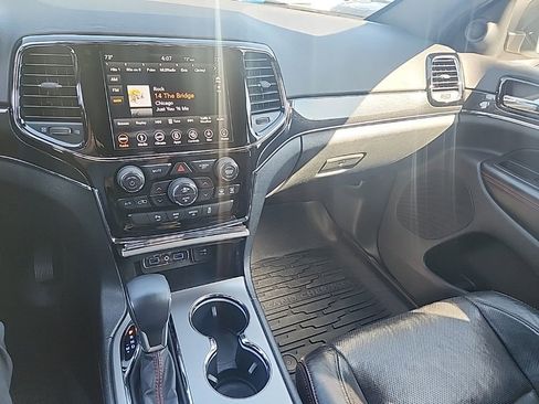 Used 2019 Jeep Grand Cherokee Trailhawk w/ Trailhawk Luxury Group AWD/4WD image 14