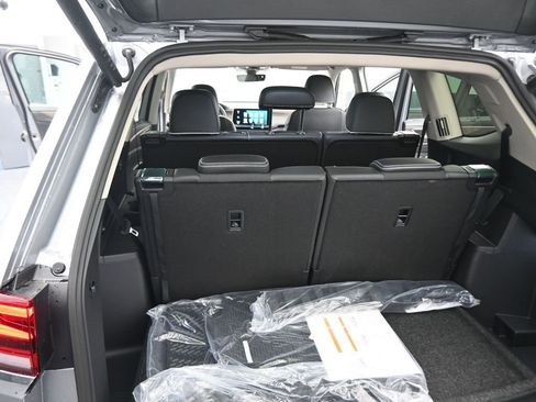 New 2026 Volkswagen Atlas SEL Premium R-Line AWD/4WD image 40