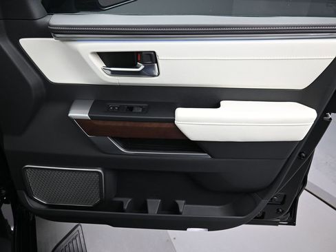 Certified 2024 Toyota Sequoia Capstone image 41